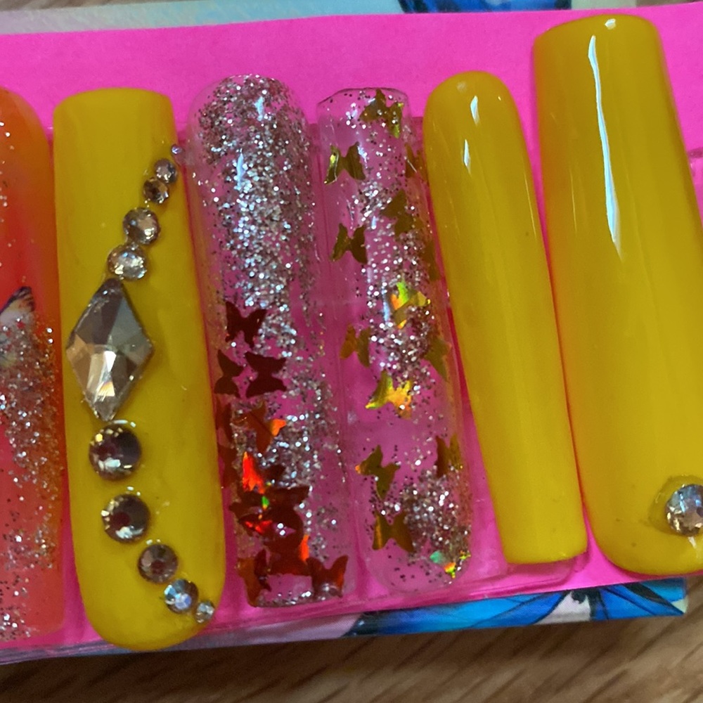 “Yellow Sunset Xl Nails” (Spring/Summer Collection) - Picture 5 of 5